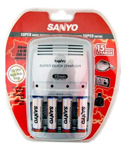 Buy This Today - Sanyo Super Charger +4 Ni-mh Batterijen Gratis Verzending