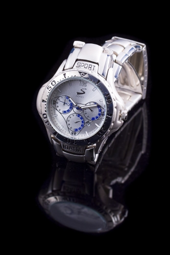 Buy This Today - Schitterende Horloges. Keuze Uit 2 Modellen