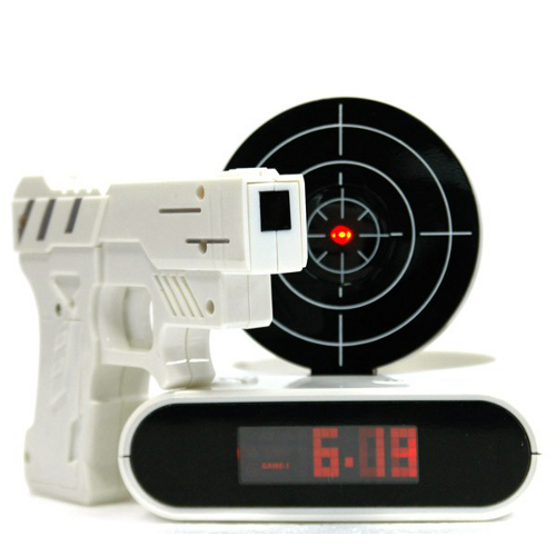 Gadgetknaller - Gun Alarm Clock