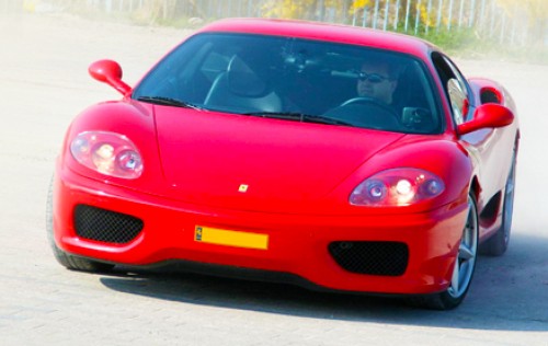 Golden Deals - 30 minuten rijden in deze schitterende auto, Ferrari 360 Modena!