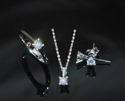 Groupdeal - Diamanten juwelen met fonkelende korting van bijna 70% Moederdagtip!