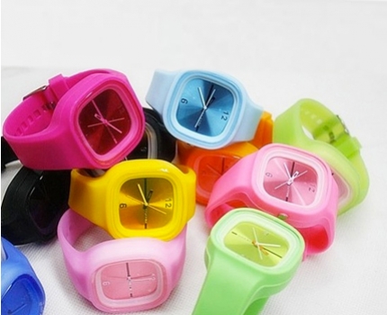 Groupdeal - GRATIS Jelly Watch in jouw eigen kleur! Trendy en naar smaak!
