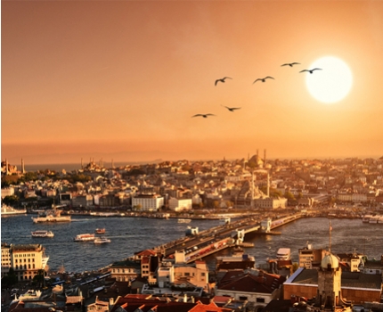 Groupdeal - Ontdek Istanbul tijdens je 4-daagse verblijf in The Central Palace****