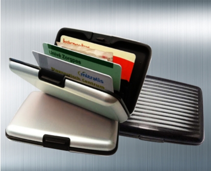 Groupdeal - TWEE Alu Wallets, de ultieme aluminium cardholders!