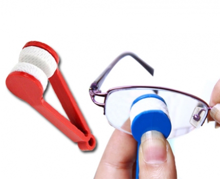 Groupdeal - Twee gratis mini microcvezel brillen cleaners