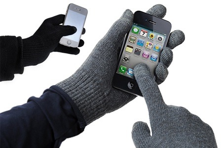 Groupon - Bellen en sms-en met je handschoenen aan met touchscreen-handschoenen van Avanca