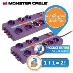 iBood - Duopack: Monster Cable Audio Video PowerCenter AV800 surgeprotector