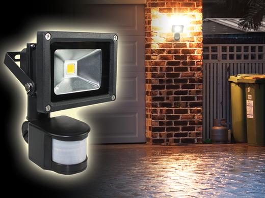 iBood Home & Living - 2 Quintezz LED-schijnwerper met bewegingssensor