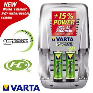 iBood - Varta Batterij Oplader 15 Minutes Charge en Go met 2 x 2300 mAh AA batterijen