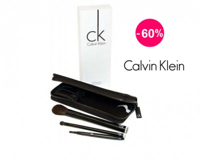 iChica - Luxe Calvin Klein make-up kwastenset in compacte etui, perfect voor op reis!