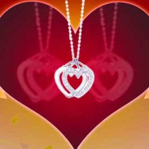 Super Dagdeal - Verras je Valentijn met dit GRATIS Collier in de vorm van een hartje met Swarovski elements!