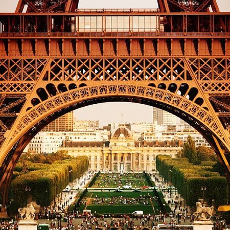 TravelBird - 3 daagse stedentrip Parijs, Inclusief vervoer, overnachtingen, excursies, ontbijt en diner!
