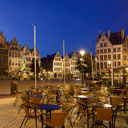 TravelBird - Verblijf 3 dagen in het gunstig gelegen Century Hotel in Antwerpen met ontbijt en welkomstdrankje vanaf €49,50 p.p.