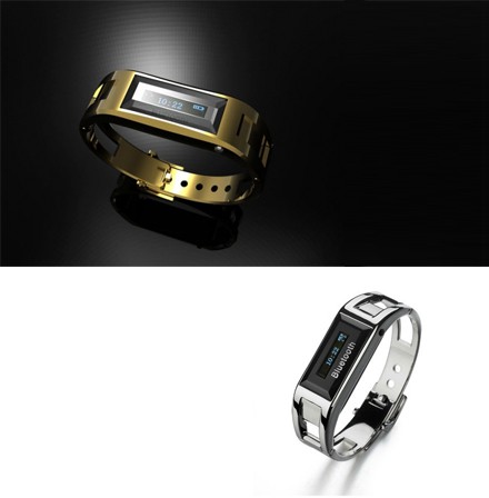 123 Dagaanbieding - Metalen Bluetooth Horloge Met Caller Id 123 Dagaanbieding - Metalen Bluetooth Horloge Met Caller Id