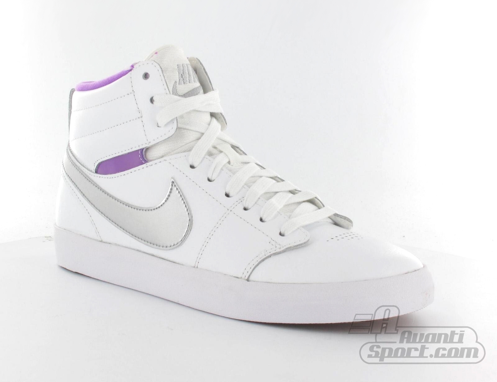 Avantisport - Nike - Hally Hoop - Damesschoen Avantisport - Nike - Hally Hoop - Damesschoen