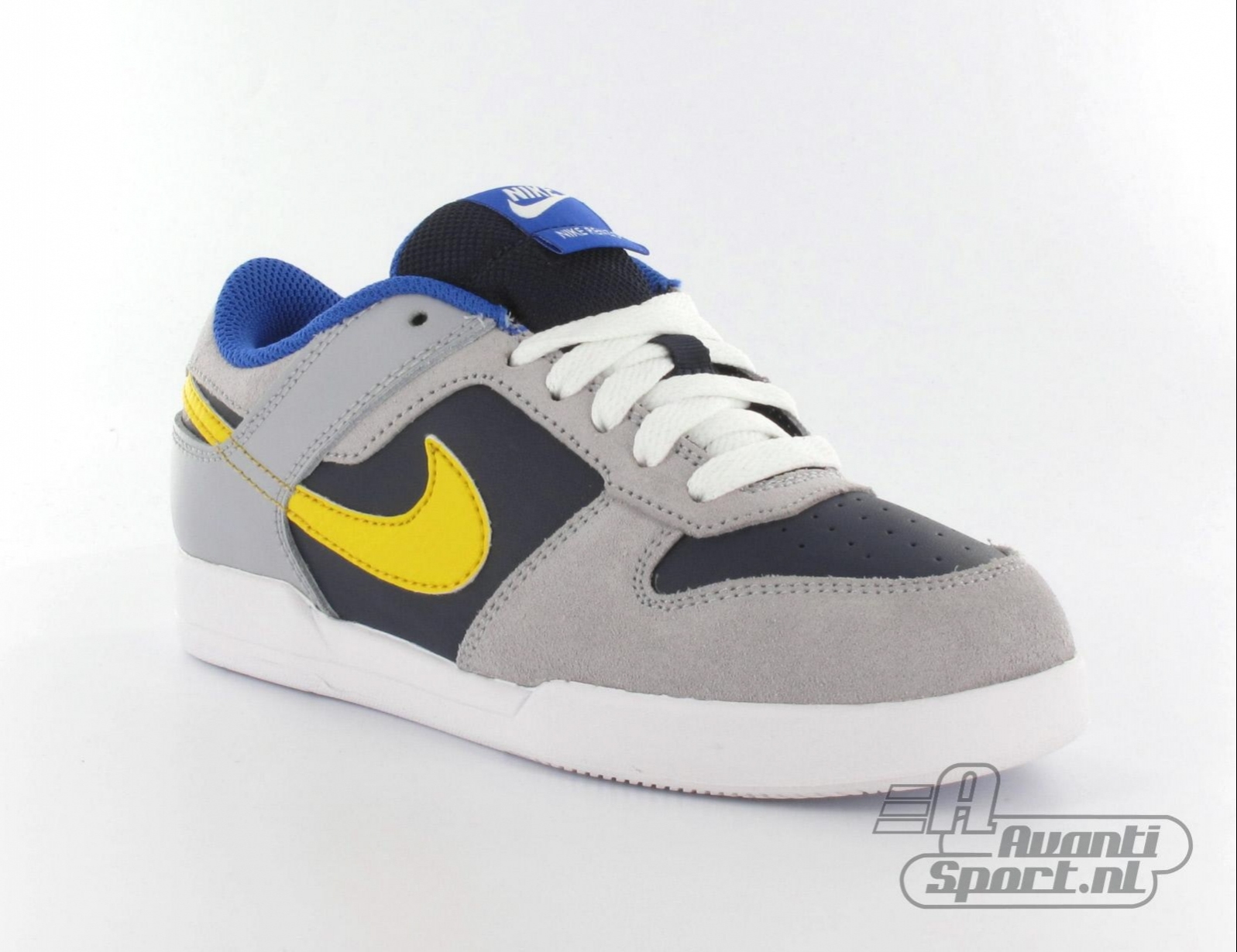 Avantisport - Nike - Renzo 2 Junior - Kinder Sneakers Nike Avantisport - Nike - Renzo 2 Junior - Kinder Sneakers Nike