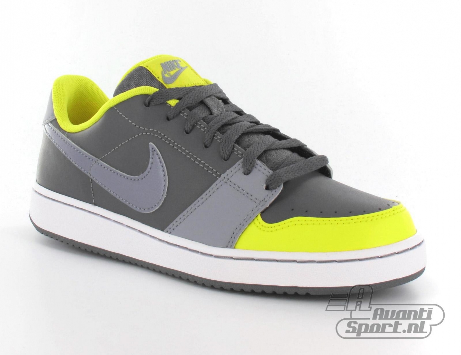 Avantisport - Nike - Women's Backboard - Damesschoenen Avantisport - Nike - Women's Backboard - Damesschoenen