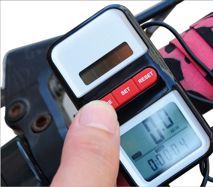 Buy This Today - Fietscomputer op zonne-energie - echte groene gadget Buy This Today - Fietscomputer op zonne-energie - echte groene gadget