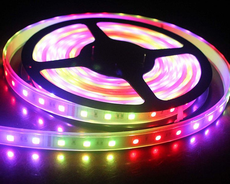 Buy This Today - Flex LED-strip met gekleurde LED's en afstandsbediening Grundig 3 meter of 5 meter