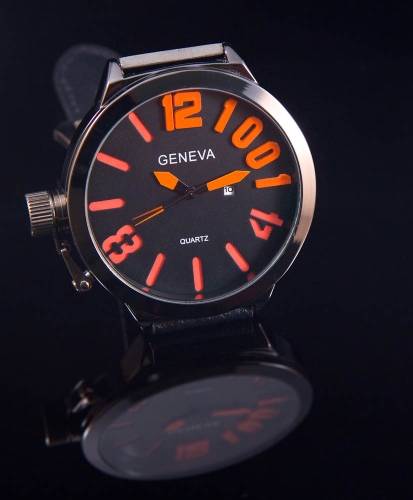 Buy This Today - Geneva Xxl Herenhorloge Oranje Met Gratis Vlag En Verzenden Buy This Today - Geneva Xxl Herenhorloge Oranje Met Gratis Vlag En Verzenden