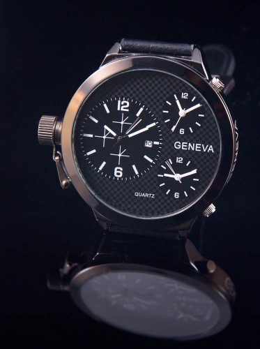 Buy This Today - Schitterend Geneva Xxl Horloge In 3 Kleurstellingen