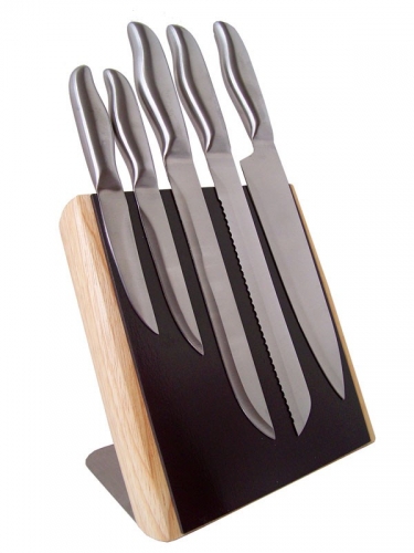 Buy This Today - Schitterende Magnetische Rubber/houten Messenblok. Vanaf 30,00 Buy This Today - Schitterende Magnetische Rubber/houten Messenblok. Vanaf 30,00