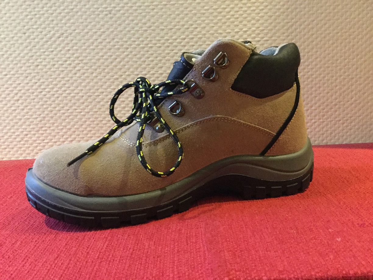 Buy This Today - Suede werkschoenen S3 veiligheidsklasse maat 38 t/m 43 Buy This Today - Suede werkschoenen S3 veiligheidsklasse maat 38 t/m 43