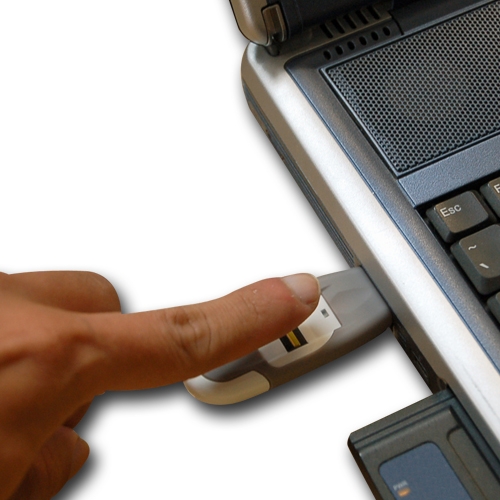 Buy This Today - Usb Stick Met Vingerafdruk-beveiliging Buy This Today - Usb Stick Met Vingerafdruk-beveiliging