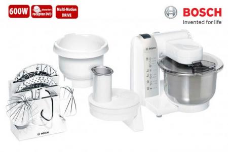 Dagknaller - Bosch 600W Keukenmachine Incl. Recepten Dvd En Accessoirepakket