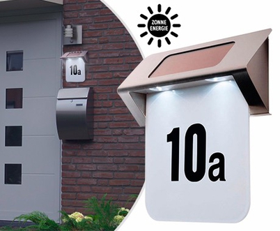 Dagknaller - Luxe Design Huisnummer Met Led-Verlichting Op Zonne-Energie! Dagknaller - Luxe Design Huisnummer Met Led-Verlichting Op Zonne-Energie!