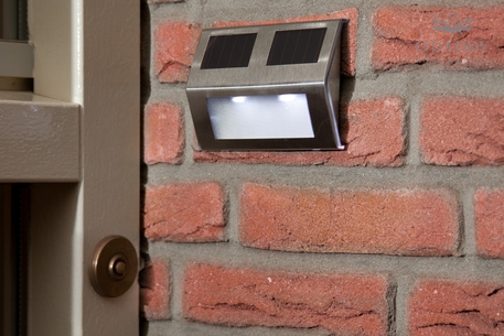 Dagknaller - Solar Led Wandlamp Dagknaller - Solar Led Wandlamp
