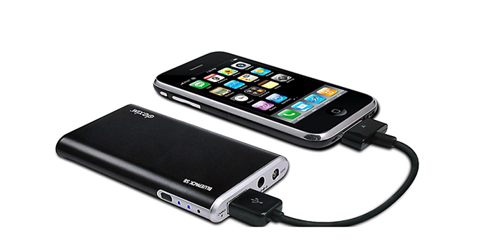 Day Dealers - Dexim Bluepack S8 - Universele externe Accu voor mobiele apparaten Day Dealers - Dexim Bluepack S8 - Universele externe Accu voor mobiele apparaten