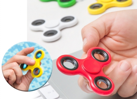 Deal Donkey - Gadget And Gifts Fidget Spinner - De Rage Van Het Moment Deal Donkey - Gadget And Gifts Fidget Spinner - De Rage Van Het Moment
