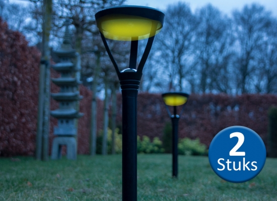 Deal Donkey - Led Solar Buitenlampen Met Grondpin - 2 Stuks - Warm Wit En Krachtig Licht Deal Donkey - Led Solar Buitenlampen Met Grondpin - 2 Stuks - Warm Wit En Krachtig Licht