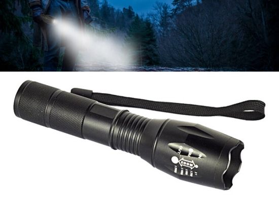 Deal Donkey - Militaire Zaklamp - Extreem Sterk Licht - 3800 Lumen Deal Donkey - Militaire Zaklamp - Extreem Sterk Licht - 3800 Lumen
