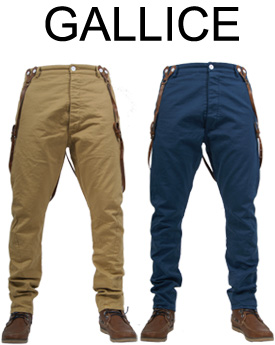 Elke dag iets leuks - Chinos met bretels van Gallice Elke dag iets leuks - Chinos met bretels van Gallice