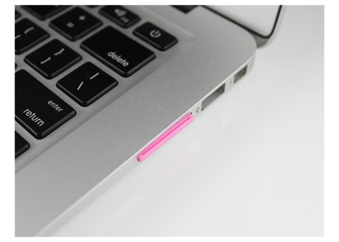 Gadgetknaller - Macbook Micro Sd Adapter Gadgetknaller - Macbook Micro Sd Adapter