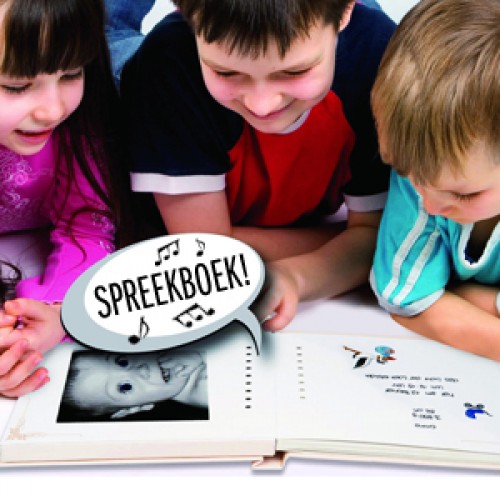 Gave Aktie - Spreekboek van 16 pagina’s. Uniek cadeau om persoonlijke herinneringen in te bewaren. Gave Aktie - Spreekboek van 16 pagina’s. Uniek cadeau om persoonlijke herinneringen in te bewaren.