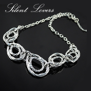 Goeiemode (v) - Elegante Ketting Van Silent Lovers Goeiemode (v) - Elegante Ketting Van Silent Lovers