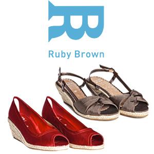 Goeiemode (v) - Pumps Van Ruby Brown