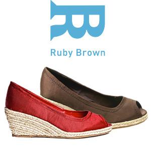 Goeiemode (v) - Ruby Brown Pumps
