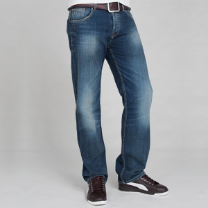 Goeiemode (m) - Blue Blood Jeans, Julian Steve's Finish