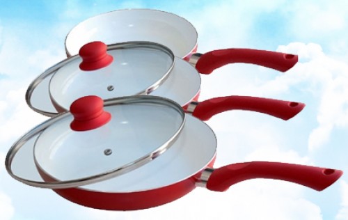 Golden Deals - 3-delig keramische pannenset van topkwaliteit! - 39,95 ipv 99,95 - Kook lekker en gezond zonder olie of vet Golden Deals - 3-delig keramische pannenset van topkwaliteit! - 39,95 ipv 99,95 - Kook lekker en gezond zonder olie of vet