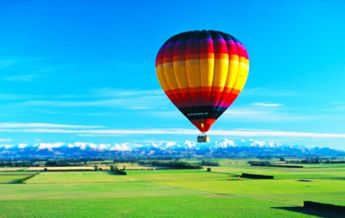 Golden Deals - Beleef een ballonvaart in de wolken bij Keurballon.nl en mogelijk op 3 locaties!