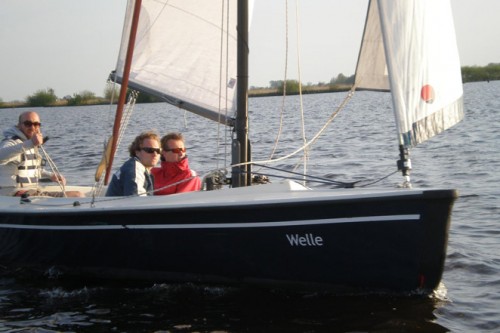 Golden Deals - Complete dag zeilen voor 2 personen op het Sneekermeer incl. lunch, zwemvesten en waterkaart! Golden Deals - Complete dag zeilen voor 2 personen op het Sneekermeer incl. lunch, zwemvesten en waterkaart!