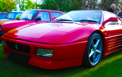 Golden Deals - Ferrari 348: 15, 30 of 60 minuten rijden in een echte Ferrari met uniek hoge korting!