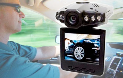 Golden Deals - Portable HD camera met infrarood night vision voor in de auto; leg alles vast! Golden Deals - Portable HD camera met infrarood night vision voor in de auto; leg alles vast!