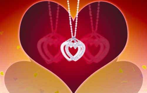 Golden Deals - Verras je Valentijn met dit GRATIS Collier in de vorm van een hartje met Swarovski elements!