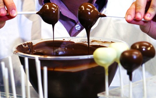 Golden Deals - Workshop taart, cakepops of cupcakes decoreren. Ideaal voor bijv. groepsuitje of moederdag! Golden Deals - Workshop taart, cakepops of cupcakes decoreren. Ideaal voor bijv. groepsuitje of moederdag!