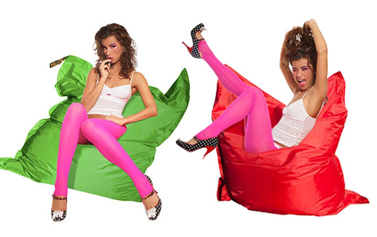 Group Actie - € 44,95 - De Yellow B. Zitzak. De Must Have Voor Iedereen Die Wil Zitten Waar, Hoe En Wanneer Hij Maar Wil. (Waarde € 129) Group Actie - € 44,95 - De Yellow B. Zitzak. De Must Have Voor Iedereen Die Wil Zitten Waar, Hoe En Wanneer Hij Maar Wil. (Waarde € 129)